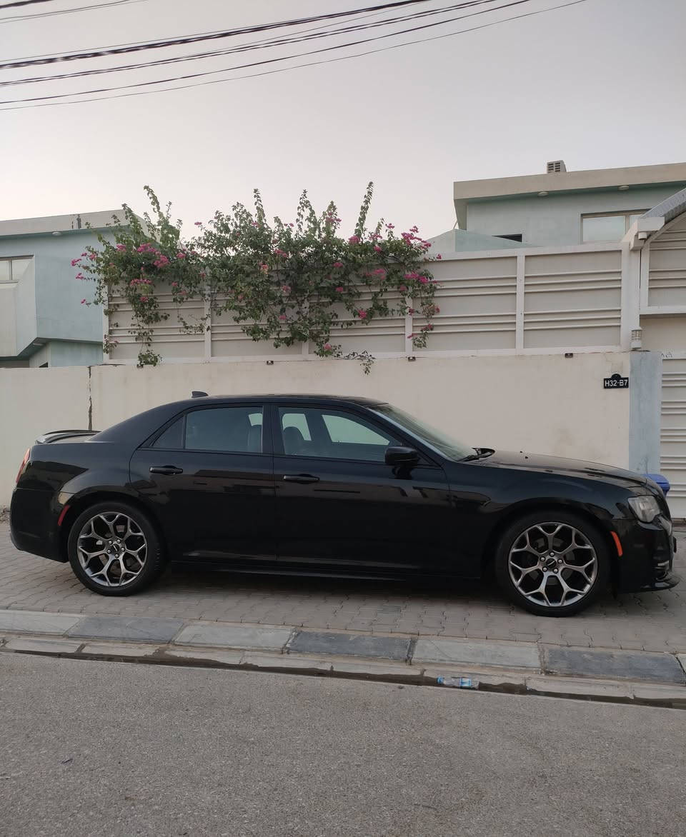 سلام عليكم .كلايزلر .اوباما للبيع رقم اربيل بأسمي 
المواصفات S300 موديل 2018 رقم اربيل 
محرك 3600
بنوراما
تشغيل عن بعد 
شاشه كار بلي
تحكم ستيرن 
شفتات رياضي بلستيرن 
نظام تزحلق 
نظام سبورت 
مثبت سرعه 
سيارة كلين كنديه .صار بيه طخه بسيطه بلبك لايت 
والسونار ناشره وي الصور
السعر 245 
للاستفسار اكثر الاتصال على الوات ساب ***********
