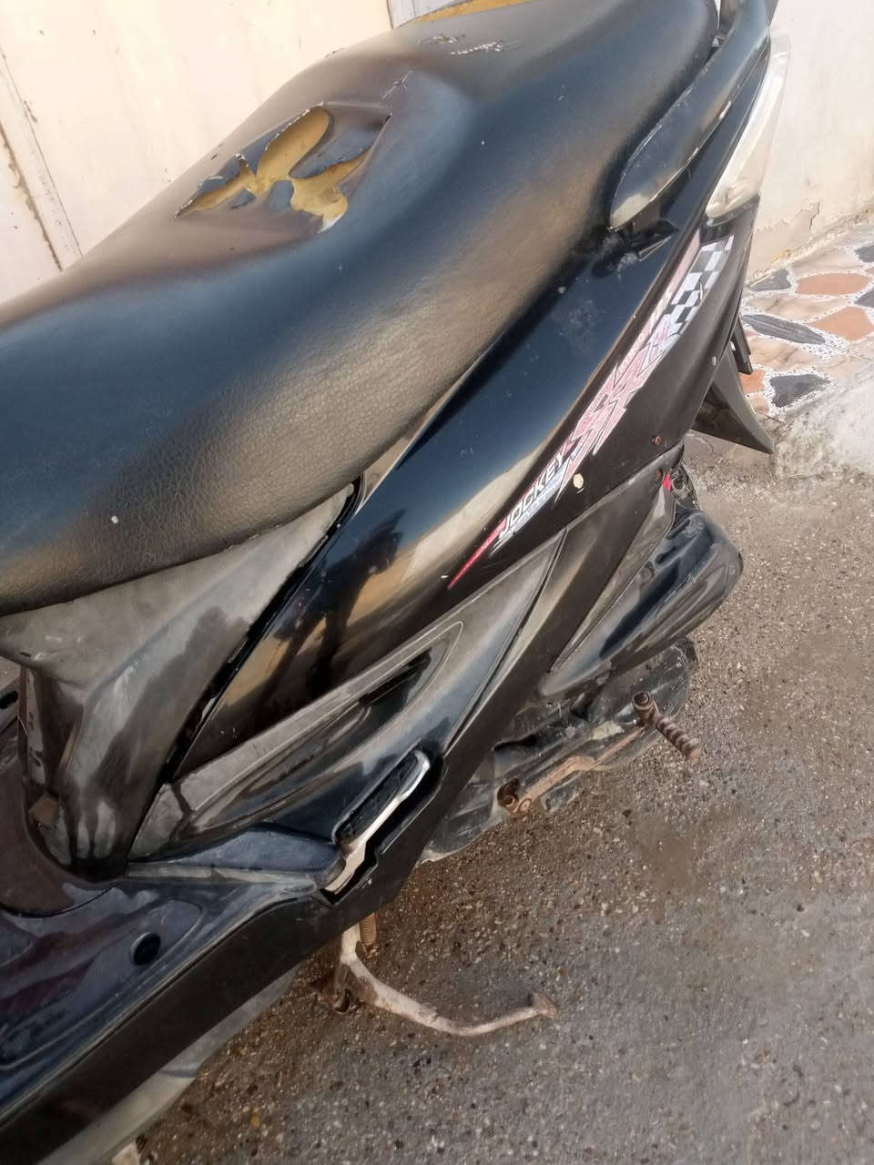 السلام عليكم دراجه جي فور نكره سلف خير من الله جاهزه من طول لطول مجفته وجاهزة لسعر 300 وبيها مجال بسيط مكاني  قضاء الرفاعي الشراي يراسني واني خادم


**إذا كنت صاحب هذا الإعلان وتريد حذفه لأي سبب، رجاءا أرسل رسالة إلى الدعم الفني**