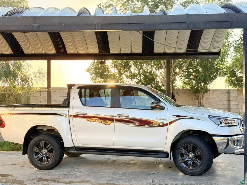 اللبيع هايلوكس موديل 21سيدنهرو كيرعادي سيارمكفوله عام علاوظع شركه ماشيه 90الف استعمل شخصي بلشمال رقم اربيل جديد حته هزه جديد سعر 268 ورقه وبيه مجال عنوان واسط نعمانيه ترهم مراوس برقم شمالي ***********
