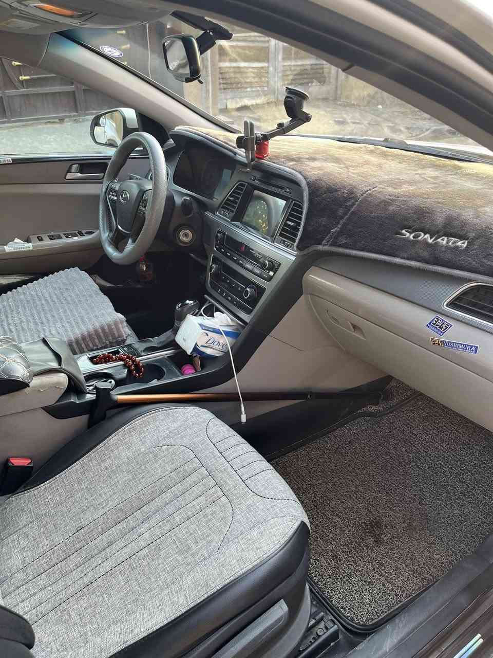 سوناتا موديل 2016 وارد امريكي حادثه كما موضح بل سونار سياره بدون ايرباك ولا دواخل
محرك GDI 2400 
تحويل مباشر رقم نكليزي بغداد  

السعر 120 وبيها مجال 

وكاتب الك كل التفاصيل وناشر الك صور مباشره 

 

 ***********

موصفات السياره 

شاشه

درايف مود 

سبورت ايكو نورمل 

صدرها 80 بل 100 

تخم تاير جديد 

لايت زنون 

تدفئة تبريد اي مشكله ما بي 

باتري جديد شاد الها 

ومعروفه موصفات النص فول صور حادثه من امريكا 

وسونار هنا مسوي الها موجوده بل صوره 

عندك الجاملغ الخلفي صار بيه طخه وتصلح بس ممصبوغ وعندك أماكن محدده بيها تكشير بصيط معروف السوناتا ال 16 الابيض
