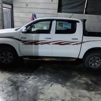 تيوته لبيع نضيفه فول ماوصفات كير عادي موديل   2013سعر215.   0770583392...