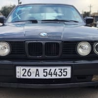 بي إم 525 • ١٩٩٢ • رقم انكليزي صلاح الدين