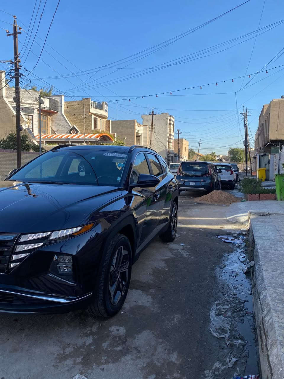 توكسان موديل 2023 وارد امريكي هايبرد موصفات واحد على واحد هاترك اعلى فئة حادثها طخة خفيفة بالجاملغ الأمامي الأيمن بدون ايرباك ودواخل ماشية 68 كيلو مكاني بغداد الجديدة السعر 184 وبيها مجال بسيط***********
