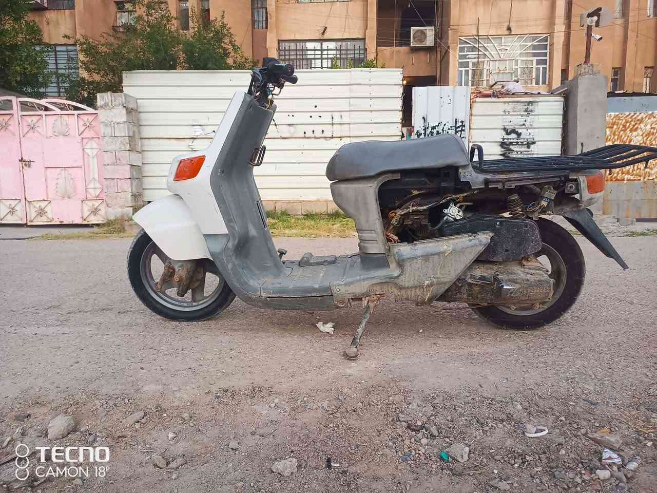 السلام عليكم
درجه بيكم للبيع الدراجه محرك نضيف تايرات جديده نقص كفر صفحه وحده وفاكيوم عطلان بس الدراجه شغاله السعر 125 والشراي يتصل ع هذه الرقم***********
