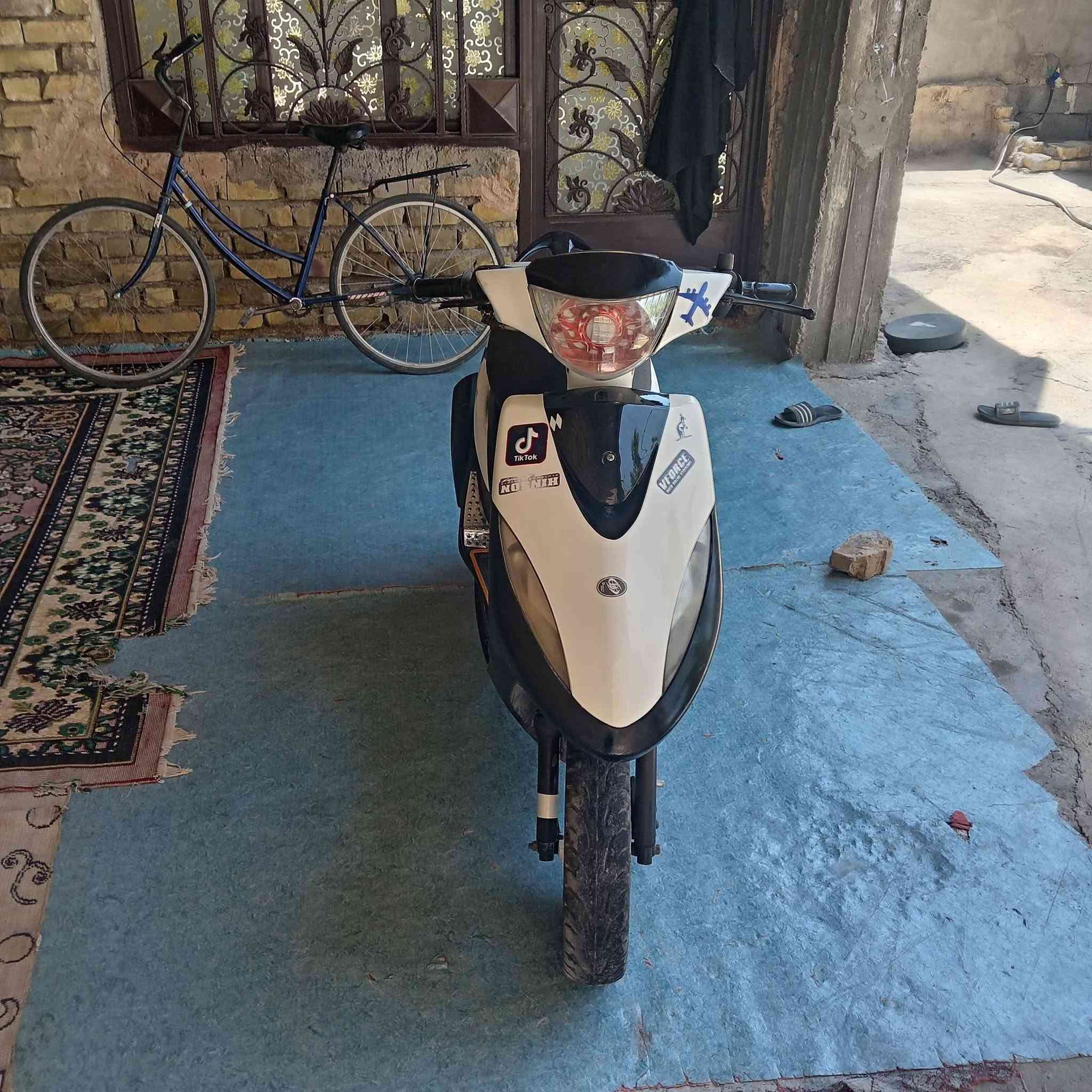 سلام عليكم دراجه ماكس عدله لبيع الدراجه متعوب عليهه بيهه كلجالات رياضي مال معدل وبيهه تزويد خارجي مكينه ابلاد ما ملعوب بيهه كهرباءيات ابلاد ما مجيوسات كلهه شغاله من طول لطول مكان كربلاء اطويريج السعر ٧٠٠ وبيهه مجال بصيط رقم التلفون ***********
