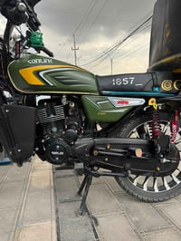 دراجه سونك موديل 2025 دراجه بعده جديده ماشيه 5000 بس محركها نضيف تايرا...