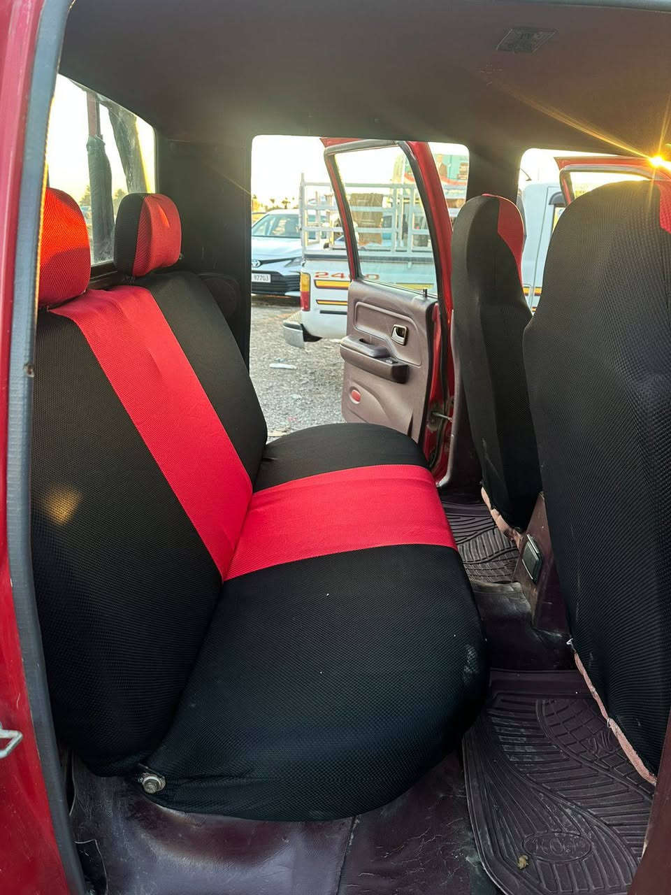 السلام عليكم دير للبيع موديل 2009 گير محرك شرط صدر جديد تايرات جدد سنويه جديده بسمي. سعر 65وبيها  مجال عنوان تكريت البهيازع ***********
