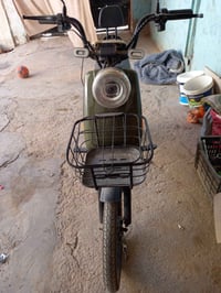 للبيع دراجه شحن سعر 200كلش نظيفه ستونه شتريناهة الشراي يتصل 0782659267...