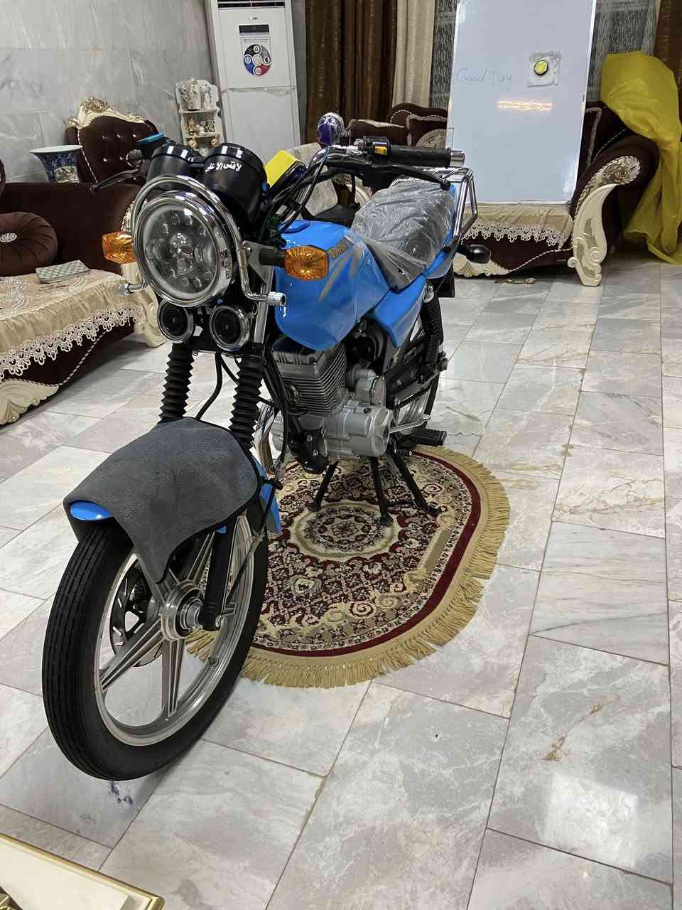 سلام عليكم دايون عظم للبيع 24 بغدادي طالعه ب25 أوراق اصولي لون سمائي بلاد مكفوله كفاله عامه السعر خاص الرقم***********
