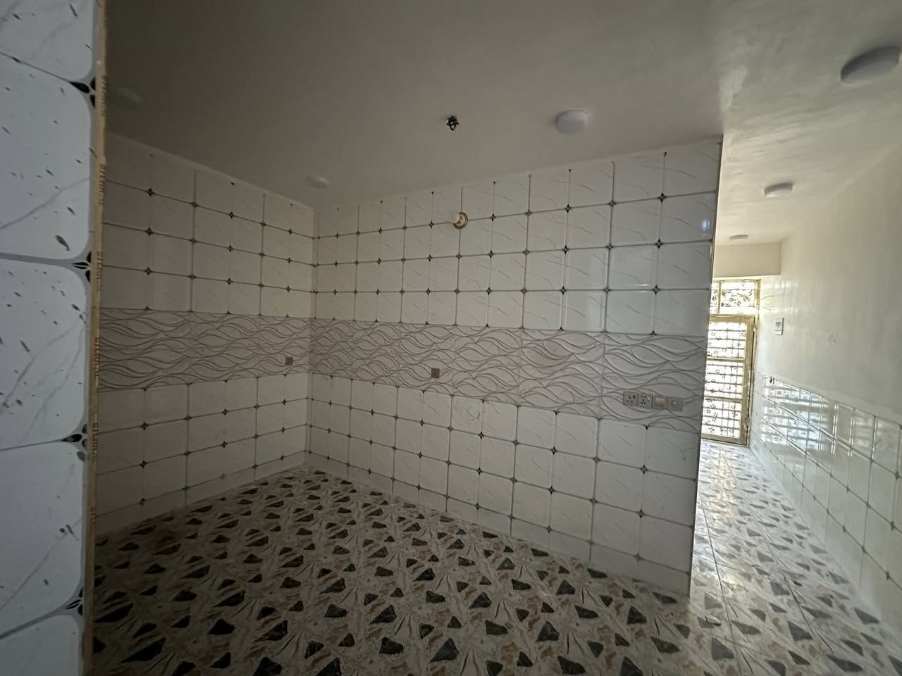 دار للبيع مساحه 60 متر طابقين كميره منطقه حجي صبر طابو صرف زراعي ***********
