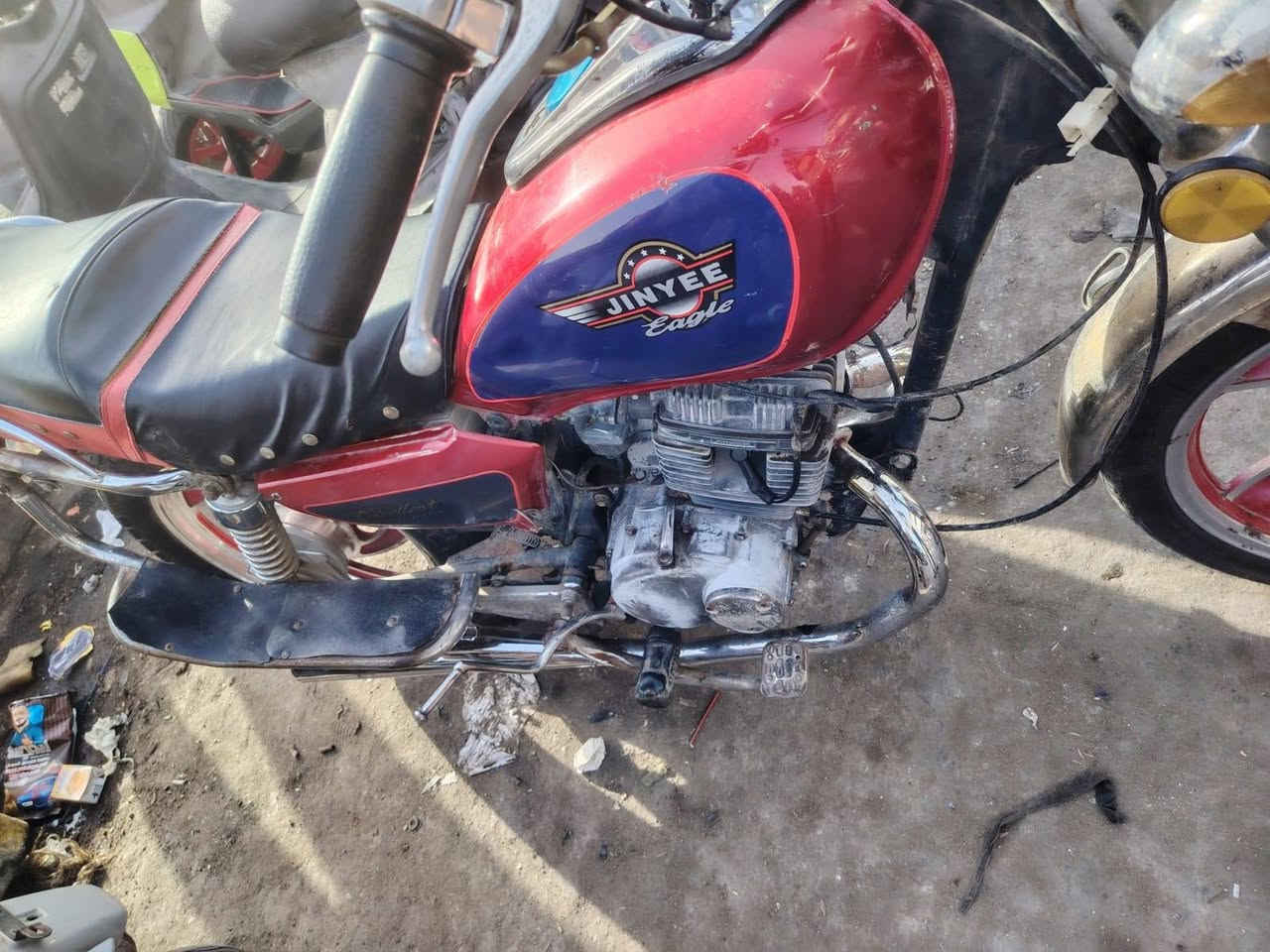 السلام عليكم دراجه جني يرادلها ترتيب مكينه خير من الله شلعه معدل
مكان بغداد حي أور السعر 250
 للأستفسار ***********
