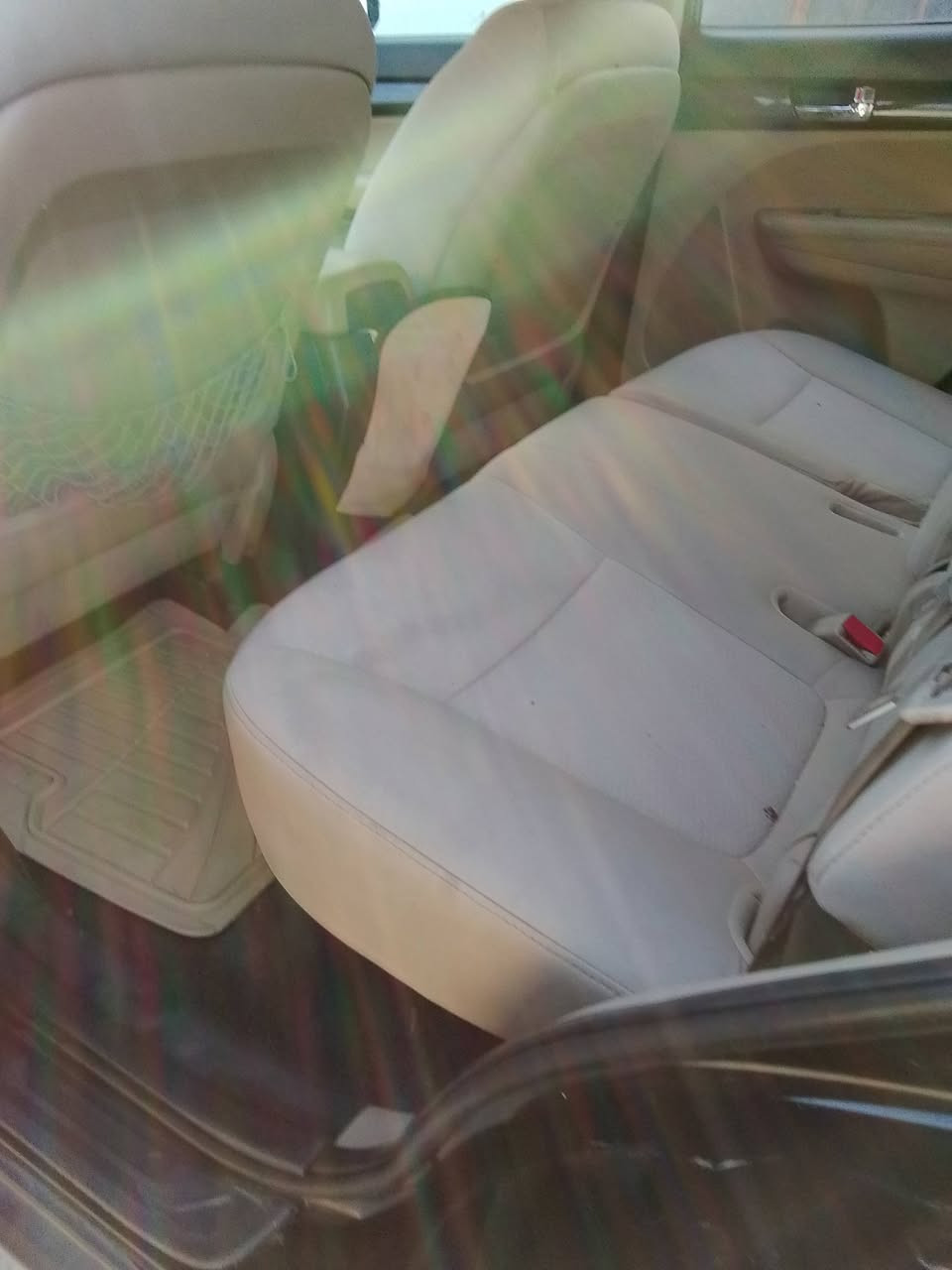 السلام عليكم كيه سورنتوا للبيع موديل 2011 امريكيه تبديل قطعتين قبق جندط باب سايق مكينه كير جداد بدون فتح حداديه امامي وخلفي هستوه منفوض تخم تاير باتري كله جديد غراف جديد داخل بيجي تحكمت سترين كأمر خمس ويل كب مكينه دوش مرغوب سياره مشرشوش اصفحه أثر جراد فقط مكفول من كلبه والكص قمار تكم شواصي بجم حوض كفاله عامه السعر 108بيه مجال ***********5او***********
