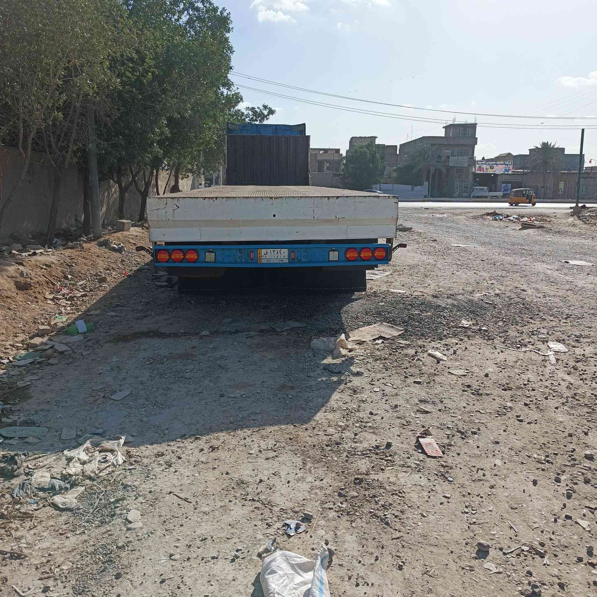 السلام عليكم عربانه للبيع تخم تاير اربع محاور عربانه جاهزه  كهربائيات عربانه حلوه 
السعر: 80$ 

*********** مكاني بغداد
