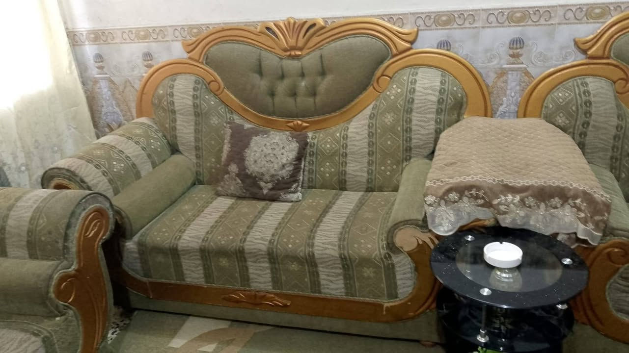 يأألله سلام عليكم البيع تخم كامل
بكاني بغداد الحسينيه راشديه السعر ١٨٠ وبي مجال الطيبين 
رقمي ***********
