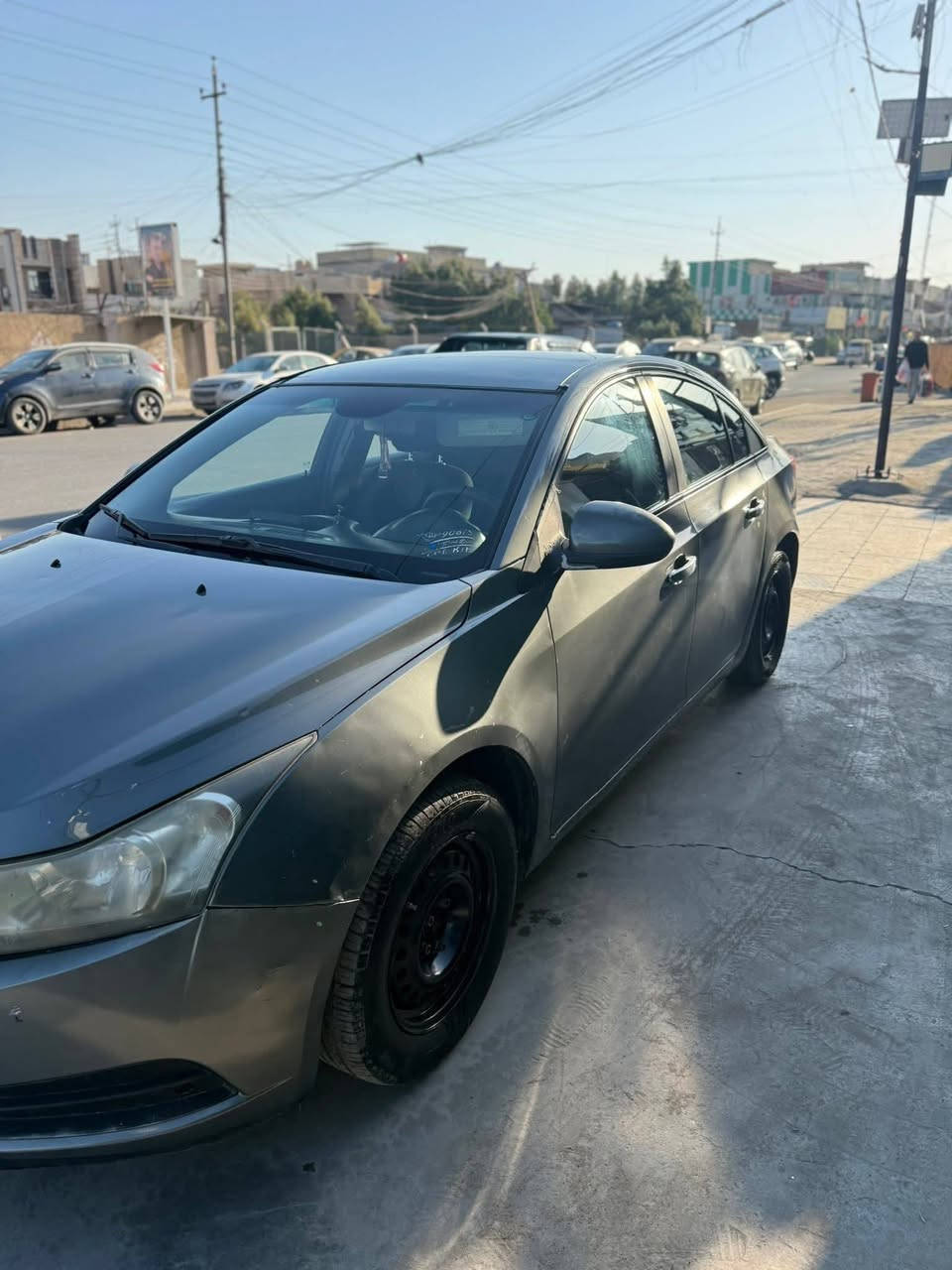 سلام عليكم شوفرليت كروز مديل ٢٠١٢ خليجي سياره بيه ٣ قطع صبغ الجاملغات الخلفيه وباب فقط سياره نبريد تدفئه مكينه كير خير من الله حداديه السع، ٦٨ وبيه مجال مكان بابل حله 
للاستفسار 
***********
