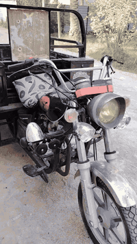 هاي الستوته للبيع موديل 2019 اورق بسمي ماناقصها اي شي السعر 1600 وبيها...