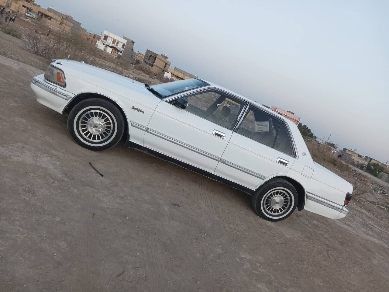 سلام عليكم سيدان للبيع محور مديل ٩٠رقم كليزي بابل سنويه مجدده مشروع وطني بسمي مكفولة من  ضربة وكص ونقل محرك كير كسن حديديه تخم تيرات كهربائيات كل شقاله السعر ٤٦وبيه مجال رقم الهاتف *********** مكان ديوانيه عفك
