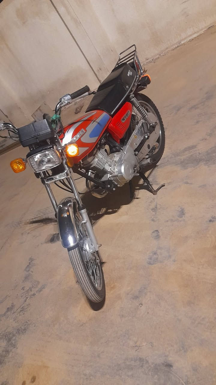 سلام عليكم دراجه للبيع نامه شلامج 
مديل ١٢ وراق وكيله سيد خلدون
 كهربايات شغل دراجه نضيف 
هاذ *********** رقمي
 بي واتساب وإني بخدمتك الشراي
