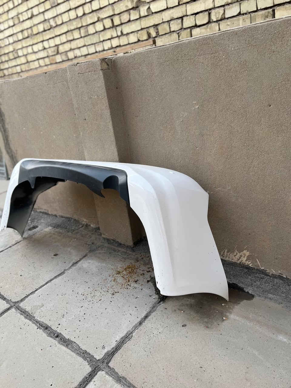 السلام عليكم داعمية خلفية نيسان سني للبيع السعر ١٠٠ وبيها ***********بغداد
