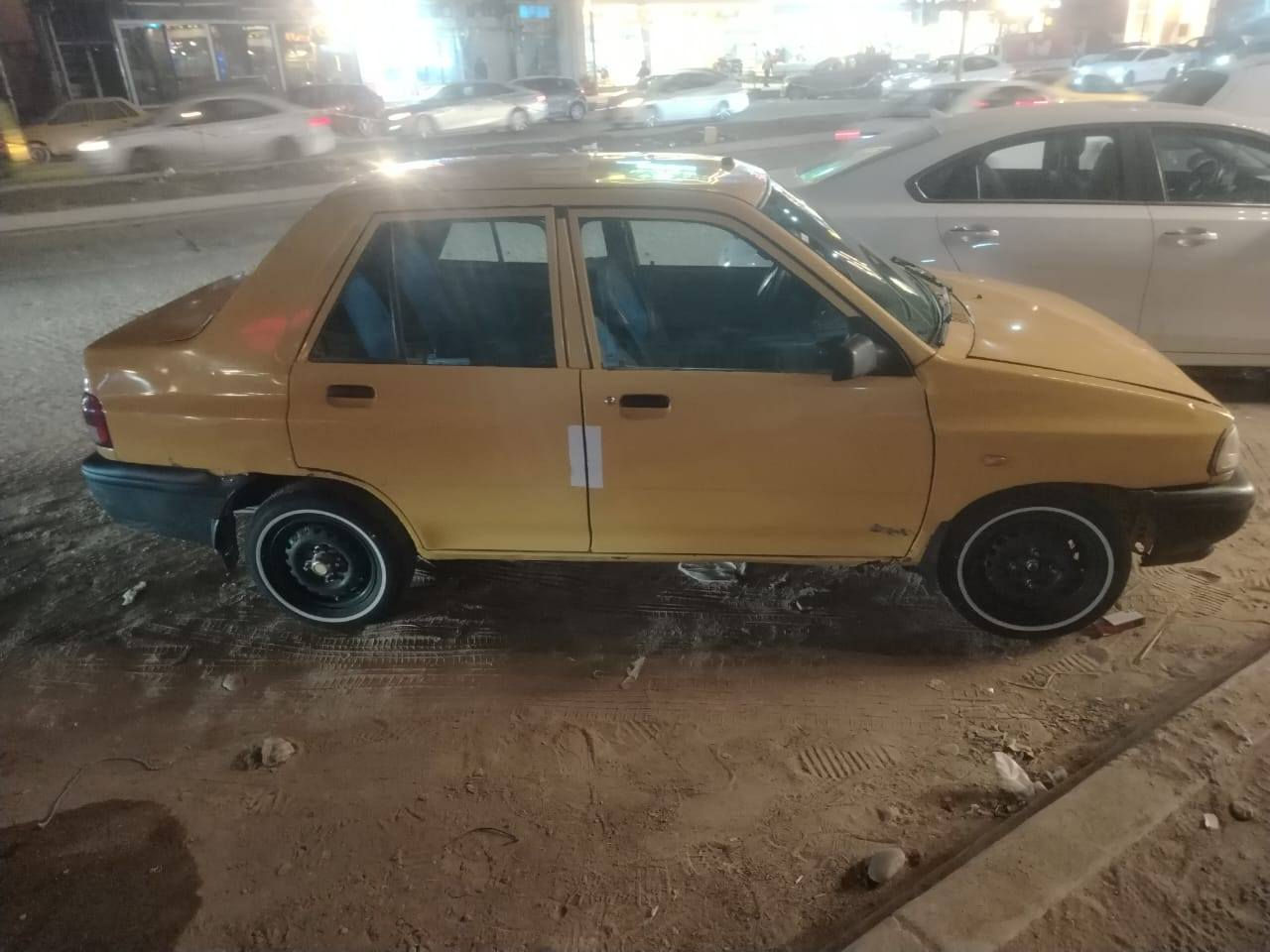 سلام عليكم موديل ٢٠١٥سيارة حلوه ٢٩ بيها مجال تحويل مباشر مكنهه بغداد الامين ***********
