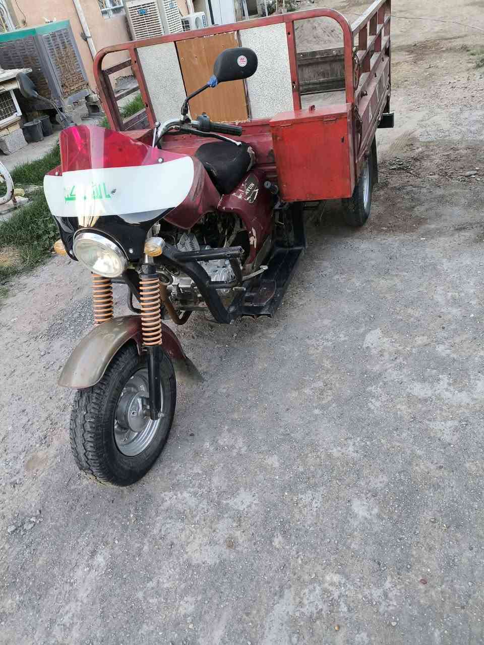 السلام عليكم للبيع ستوته موديل 2016 الوراق اصوليه موجوده مكينه جديده اكسن، جمره مقفل،شاصي مكفول من، لحيم،كهربايات،كله شغاله  سلف وهندر ،رقم الهاتف، ***********،المكان،الشيخ حمد زملت حمدي
