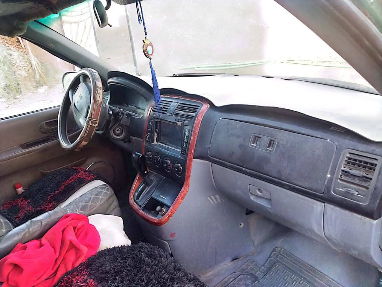 السلام عليكم كيا كرنفال لبيع مديل 2005رقم بابل مشروع وطني مالكه بل سماوه  تخم تاير جديد كهرباياة كله شغاله نقصه تبريد كير تماتيك محور كامري جدد  السعر 40 أو بيه مجال أو مراوس اب فاره  العنوان السماوه الوركاءء
 رقم الهاتف ***********
