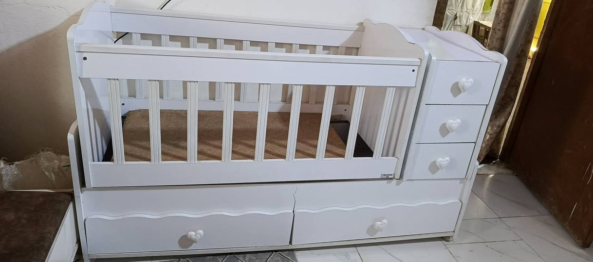 كاروك جديد للبيع صار سنه من اخذته نضيف كلشي مابي ماعده فطر صغير جوه رايدته ١٠٠ بي مجال


**إذا كنت صاحب هذا الإعلان وتريد حذفه لأي سبب، رجاءا أرسل رسالة إلى الدعم الفني**