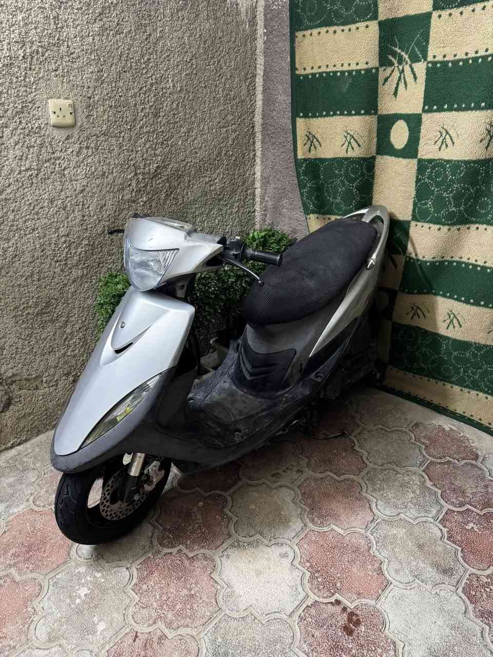 سلام عليكم ماكس عدله للبيع للاستفسار تصل عل رقم ***********
