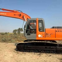 للبيع حفاره زت موديل 2003 أصل رقم ألماني كفاله عامه من الصبغ والفتح ما...