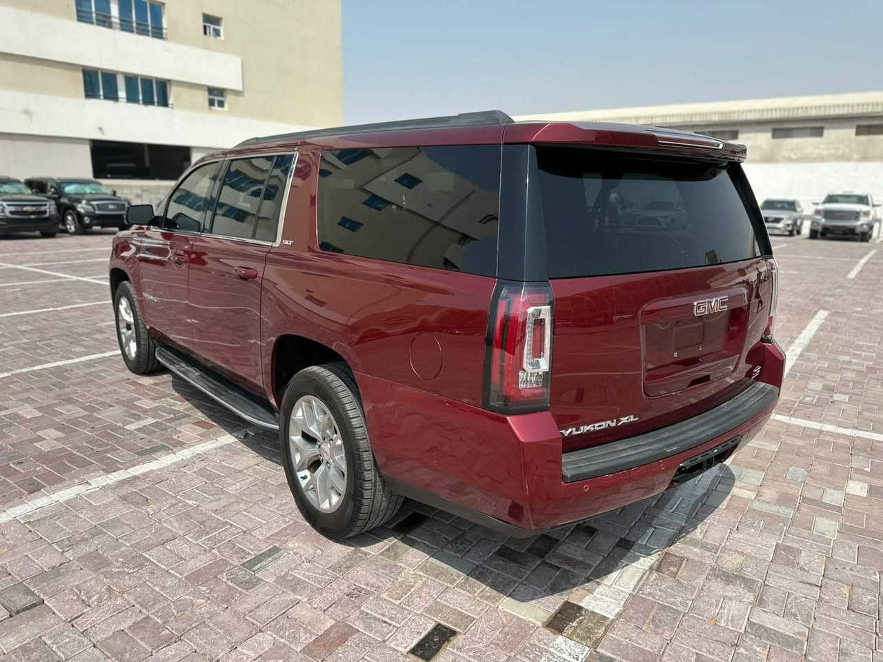 تواصل الي عنده كتاب ظباط فقط تواجد الإمارات 🇦🇪 دبي 
يوكن SLT V8 5.3L 4x4 2017 
248000 mails 
قمه بالنظافة 
وارد أمريكا 🇺🇸 كلين تايتل أوراق جمارك 
السعر بارضه نهائي 13500 دولار 💵 
135 ورقه 
ملاحظه السياره بدون حوادث فل الفل 2 DVD 
تواصل للجادين 
00971506797554


**إذا كنت صاحب هذا الإعلان وتريد حذفه لأي سبب، رجاءا أرسل رسالة إلى الدعم الفني**