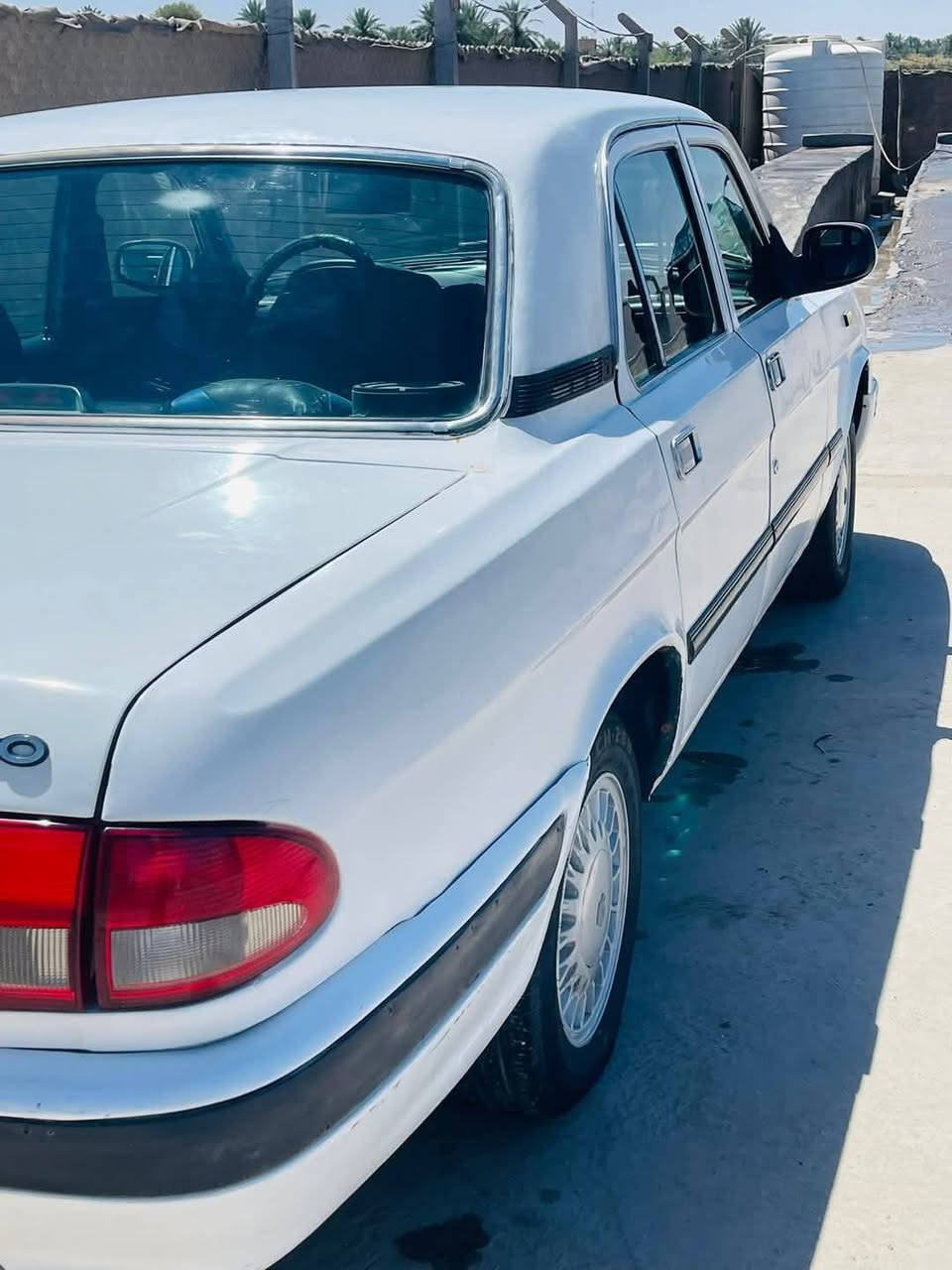 سلام عليكم فولكه للبيع نضيفه ماعوزه شي مكينه 2 ونص مكينه وكير كفاله عامه السياره حلوه ونضيفه واذه مراوس اراوس داخله نضيف  *********** مكاني ناصريه
