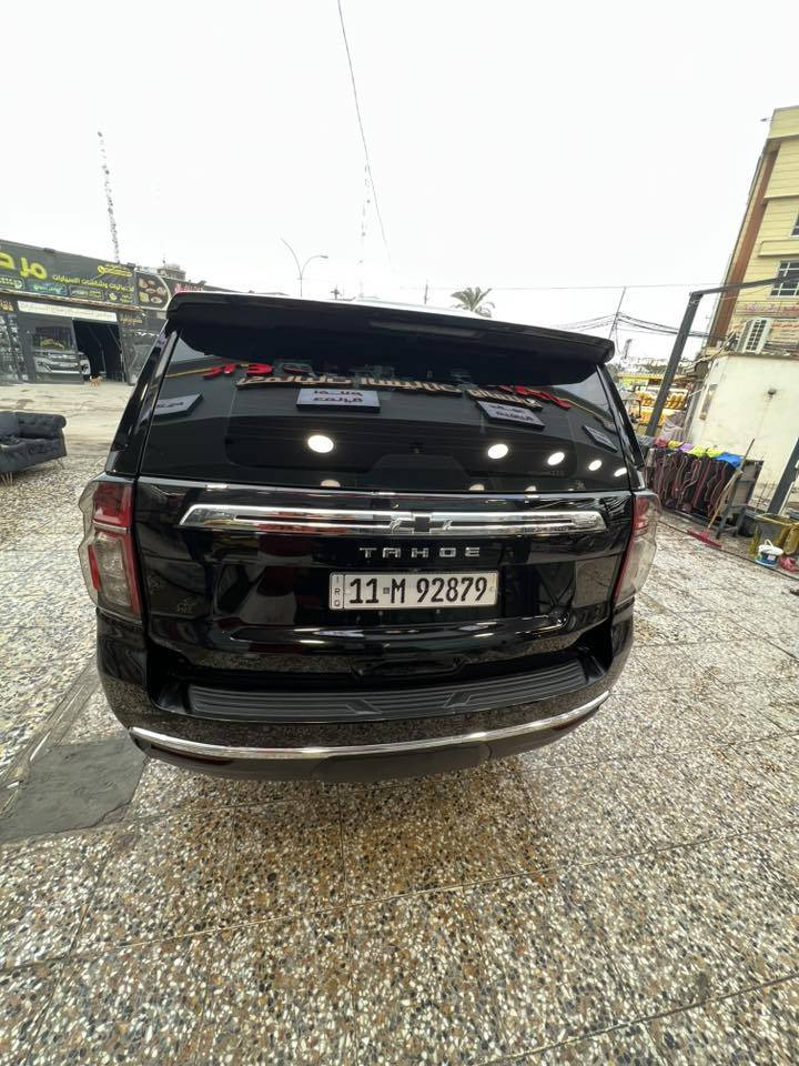 السلام عليكم 
تاهو 2022 LS خليجية مكفوله عدى بارد بسيط 
ماشيه 78 الف كيلو السياره استخدام شخصيه عليه PPF ضمان 5 سنوات مواصفات ال LS معروفه مكاني بغداد الدوره *********** بيع او مراوس السعر 430 $
