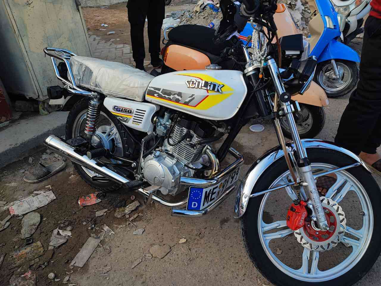 السلام عليكم سونلك ٢٤ نازله بل ٢٥ مكينه كفاله اوراق كامله دراجه كلها شغاله كهربائيات واشاير عالي ناصي، وياها بصمتين تشغيل عن بعد وسويج
مكاني بغداد الحسينيه  
0779039360 السعر 600


**إذا كنت صاحب هذا الإعلان وتريد حذفه لأي سبب، رجاءا أرسل رسالة إلى الدعم الفني**