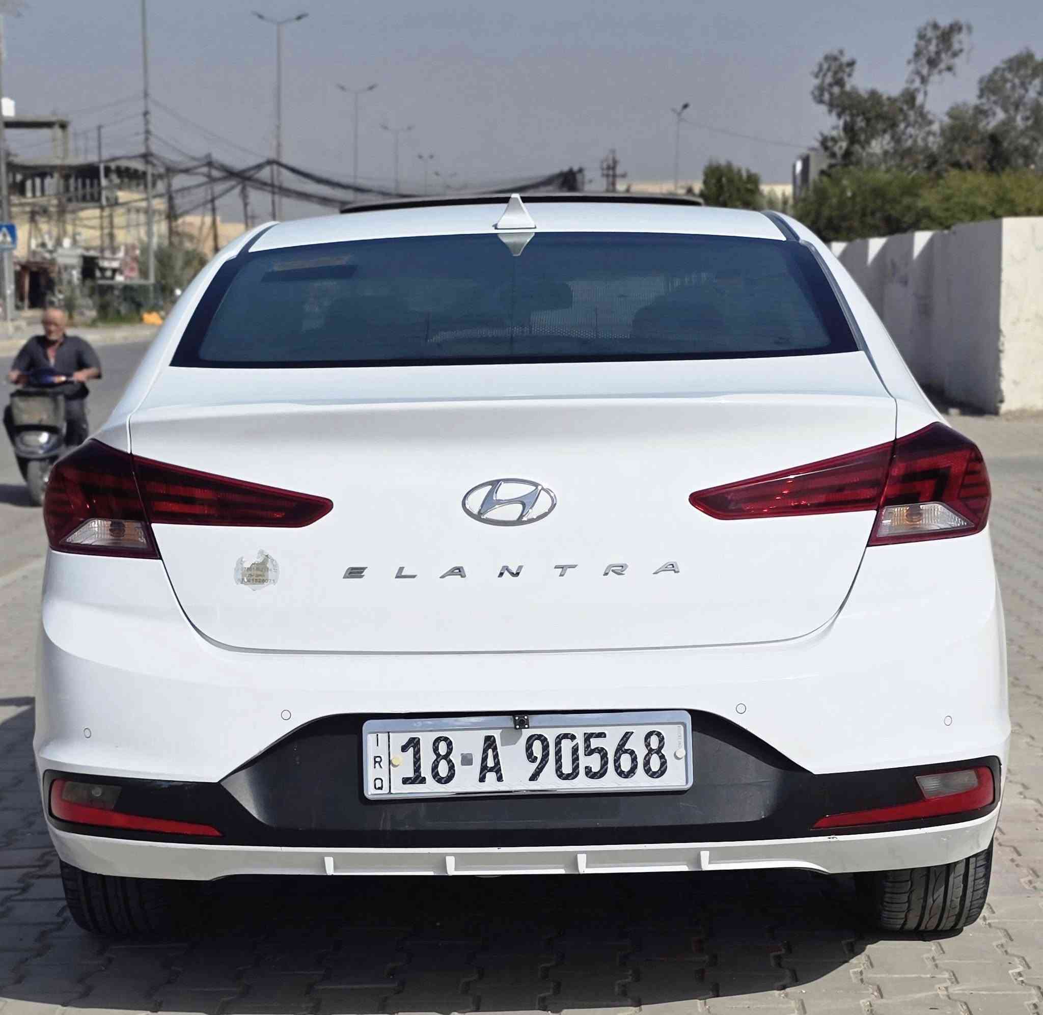 النترا للبيع
موديل 2019 خليجي 
بيها  بخشم البنيد معجون وصبغ 4 اصابع وباب السايق هم 4 اصابع سبب شخطه بسمار والباقي كفاله عامه 
السياره فول مواصفات عدا البصمه
حداديه + تخم تاير جديد
عليها ادامه بولش السياره مناقصها كلشي
سعر 162 بيها مجال بسيط
***********
