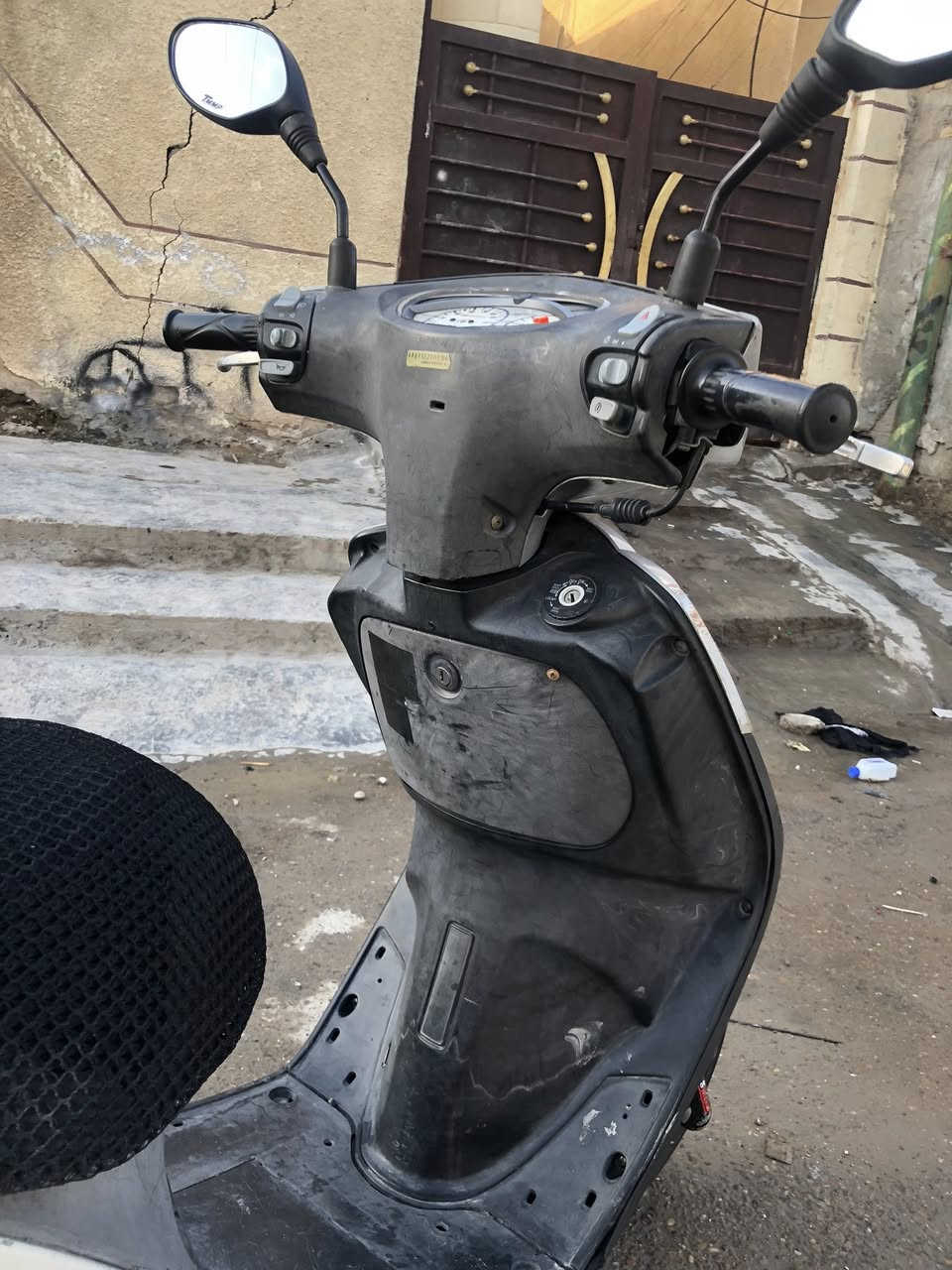 السلام عليكم ماكس ١٤٠
ختم واحد مكينه ناعمه شلعه معدل فول
كهربائيات كله شغاله
نقصه باتري بس 
تخم تاير زنون دراجه حيل نضيفه وشرط احلىً من صور 
لعنده مراوس حسب لقناعه ميخالف 
دراجه معروضه ب٣٥٠وبيه مجال 
مكاني بغداد ابو غريب لحصوه 
ملحه حيل مكينه وبراغي كله ملحه


**إذا كنت صاحب هذا الإعلان وتريد حذفه لأي سبب، رجاءا أرسل رسالة إلى الدعم الفني**