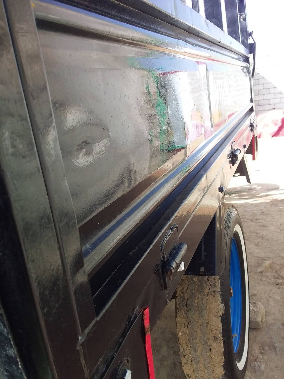 لبيع مديل 2015ورقم نكليزي مداور ثاني يوم وسعر ب3وبيه مجال وهاذه رقمي ***********
