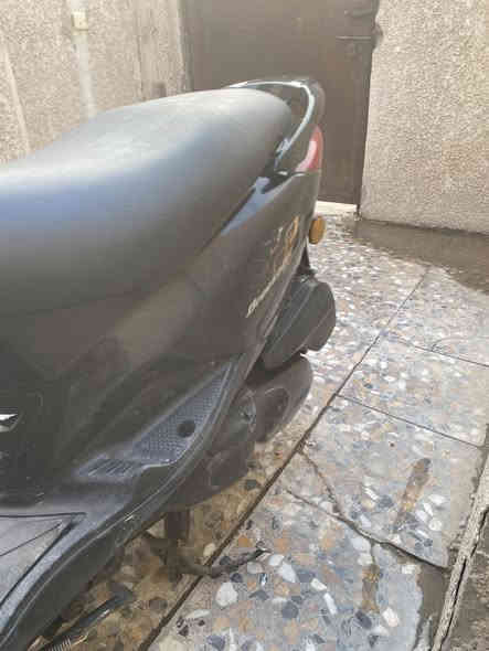 السلام عليكم بريز بغباء كفاله عامه كله بلادي شلعه معدل دبلات اشاير سكن لايت عالي ناصي هورن كله شغال وبلادي نقص قمجي كيلو متر بس طوافه شغاله دراجه كلهه بلادي السعر (850) التصال على الرقم ***********
