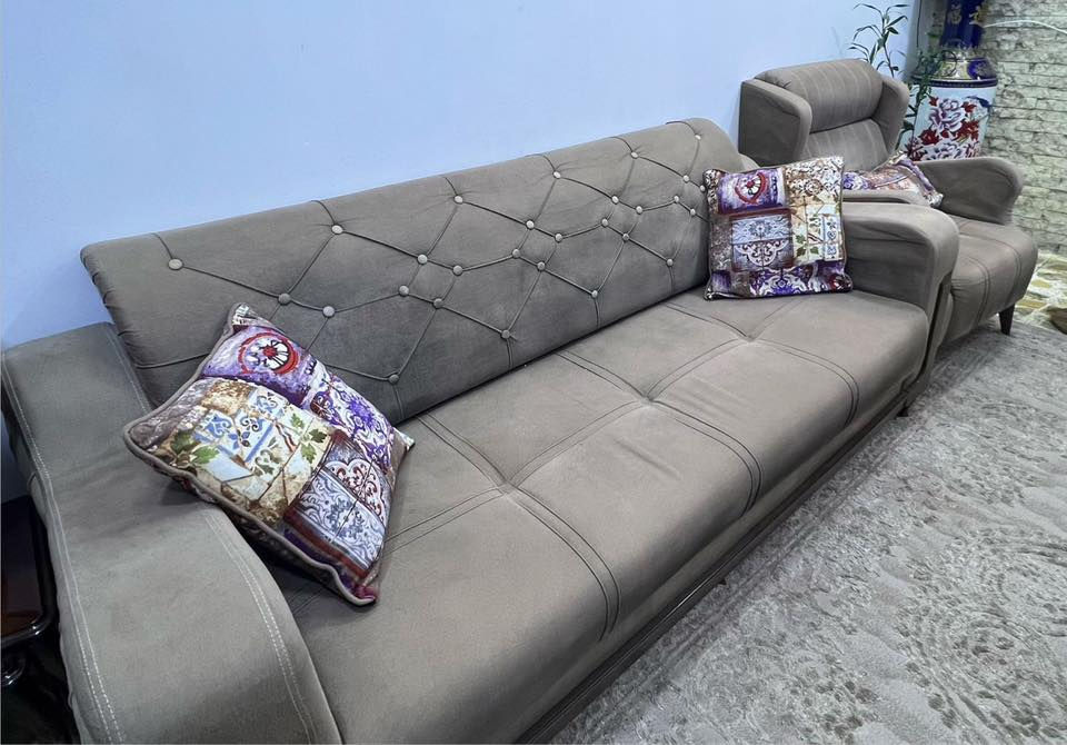 تخم تركي للبيع سعر ١٥٠ وبي مجال 
***********
