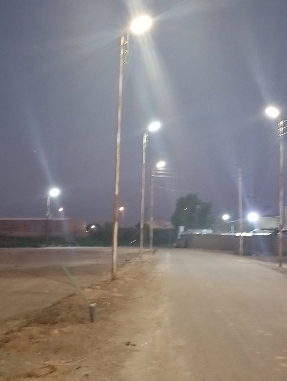 عرصة 100م مع رباط وبتلو سند 25 
للبيع في مجمع ام البنين كافة الخدمات تبليط مجاري إنارة مقابيل مركز الشاب ..السعر 14 

تواصل خاص او على الرقم ***********
