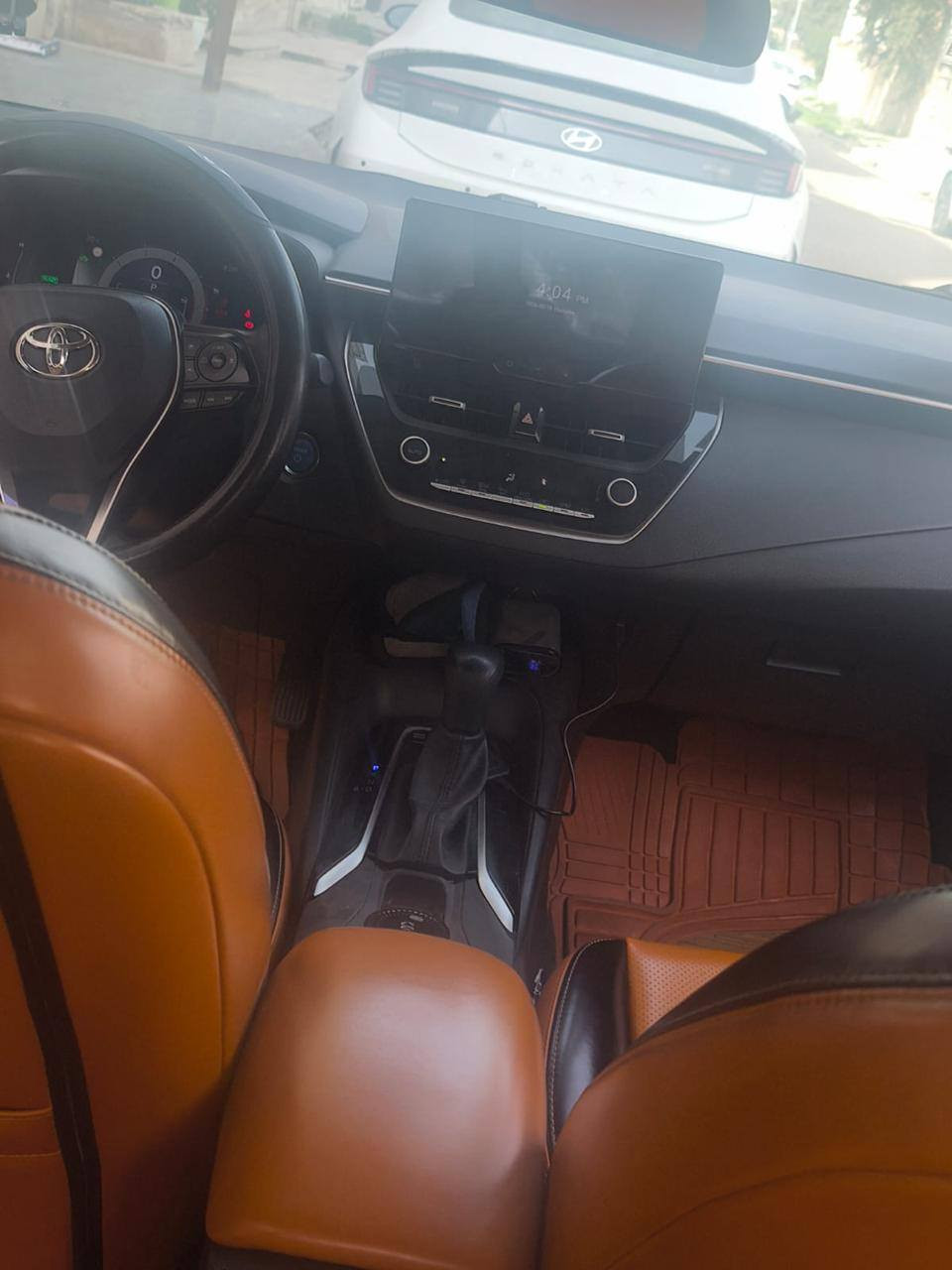 كورلا هايبرد 23 ماشي 34مكفول عدا خدوش بسيطة سعر 142 مكانها كاظمية جكوك ***********
