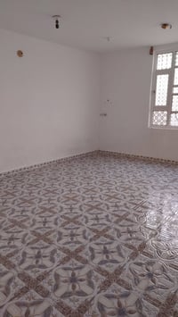 بيت للبيع • ٢٠٠م • شارع بترومين