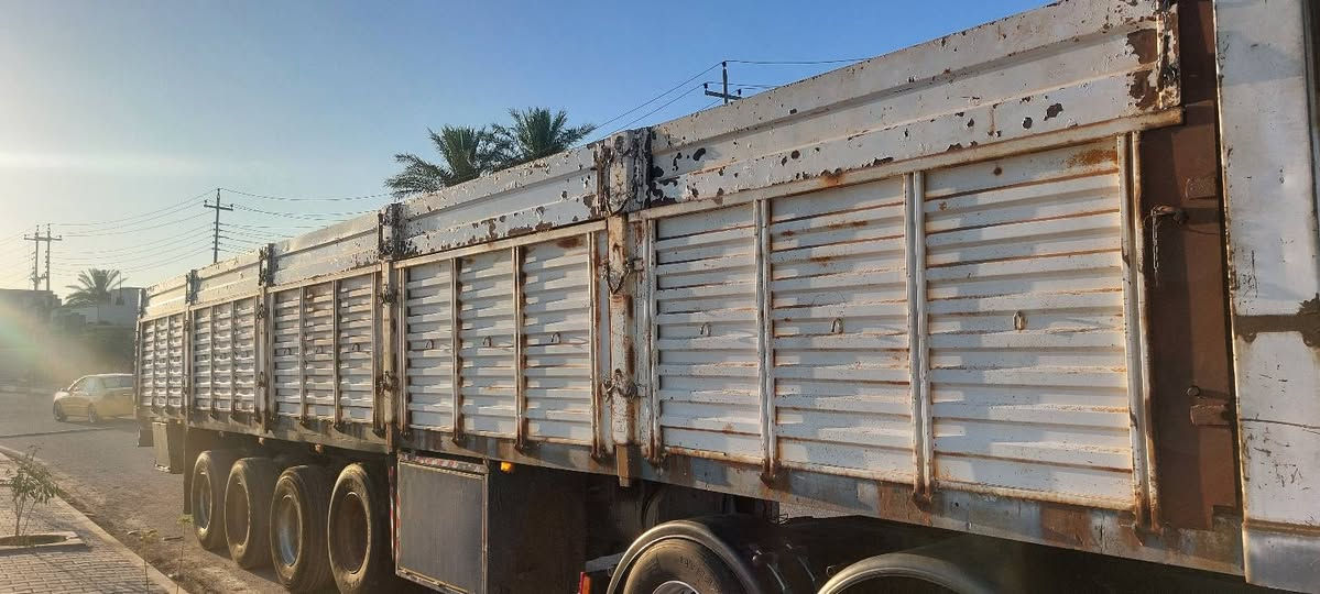 للبيع عربانه تركيا 4 دناكير
طول 13،60
شاصي 16 تركي
اجناب 165 متحركات قطعتين
تايرات نص عمر
دناكير 14 صيني 
ثلاجه مطبخ هوا كهربائيات 
بانزات جديد قبل 4 ايام داكهن 
السعر (68) ورقة $
العنوان 
ديالى / كنعان
الاستفسار
☎️***********
☎️ ***********
وات ساب
