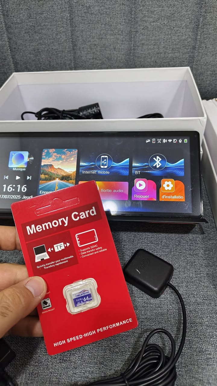 السلام عليكم 
شاشة مال سيارة و داش كام على داشبول قياس 11.26 اينج كاميرا امامية ديقته 4k ,مال بالة امزون اوروبي بدون ترهيمات نيظام اندرويد كاربلي و بلوتوث واي فاي مكان جداحة يشتغل،، يرهم لسيارة 12 فولت و 24 فولت ،كامل ملحقات وياه الرام وياه 

سعر 55 الف

توصيل متوفر كل محافظات


**إذا كنت صاحب هذا الإعلان وتريد حذفه لأي سبب، رجاءا أرسل رسالة إلى الدعم الفني**