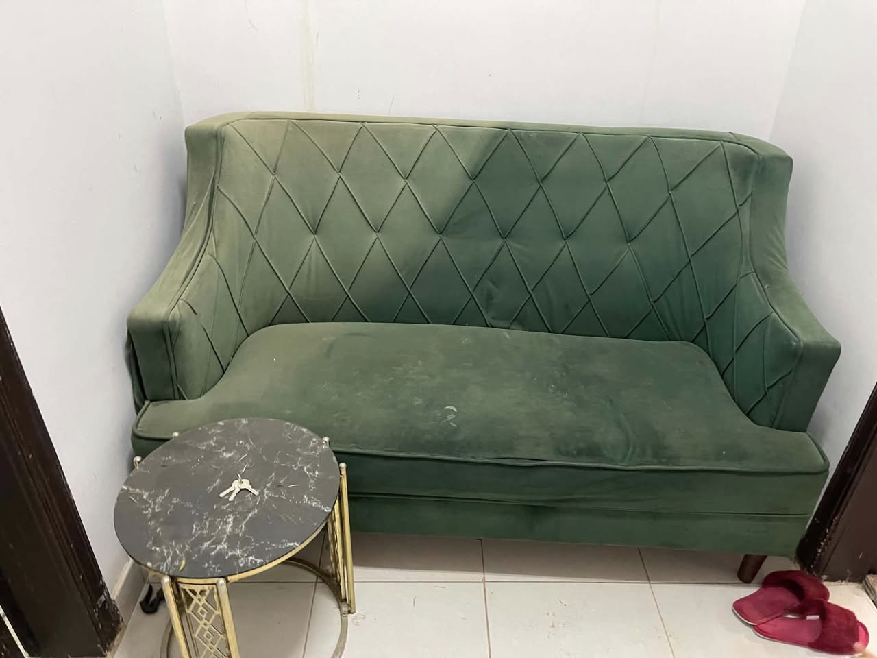 للبيع المستعجل 
غرفة نوم ٣٥٠
كنب ٢٠٠
بوفيه ١٠٠
ترابيزة مطبخ ٨٠
حي اليرموك


**إذا كنت صاحب هذا الإعلان وتريد حذفه لأي سبب، رجاءا أرسل رسالة إلى الدعم الفني**
