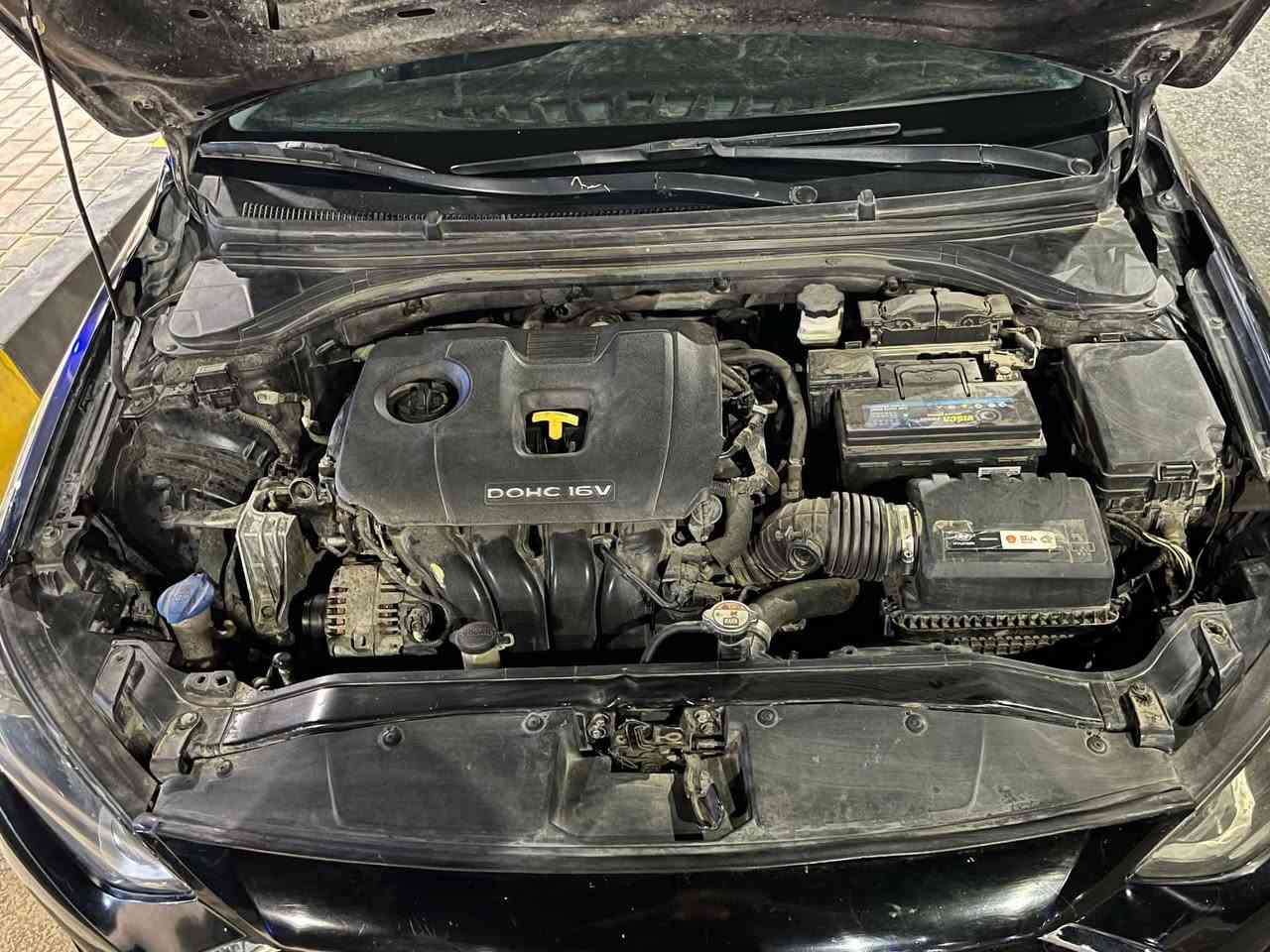 مواصفات se لون اسود
1.محرك 2000 دوش المرغوب✈️
2.لايت زينون
3.شاشه كبيره لمس
4.تحكمات ستيرن
5. ثلاث انظمة قياده(نورمل. ايكو. سبورت) 💀
6.تراكشن(مانع انزلاق)
7. كير اوتوماتيك AT المرغوب
8.ماشيه 146 الف بس
السياره مواصفاتها معروفه وسياره مرتبه الضرر بامريكا بس البنيد وبلعراق صاير بيها مكانات بارد وفحص موجود السياره سعرها 118وبي مجال او المراوسه حسب القناعه الرقم ***********  مكان السياره موصل ايسر
