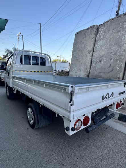 السلام عليكم 
للبيع كيا بنكو قمارة وربع  (غاز بلادي) موديل 2024
فول موصفات رادار قياده ذاتيه 
كير اوتو جام كهرباء اربعه تحكم مقود جهتين حسسات 
مرقم بغداد بسم المشتري
دخول جديد
السعر 225
بغداد /البلديات 

☎️*********** 

☎️***********
