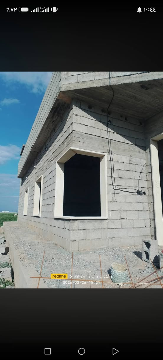 السلام عليكم كادر حجر حلان متفرغ للعمل شغل هندسي من يرغب بلعمل الاتصال على الرقم ***********والرزق على الله

