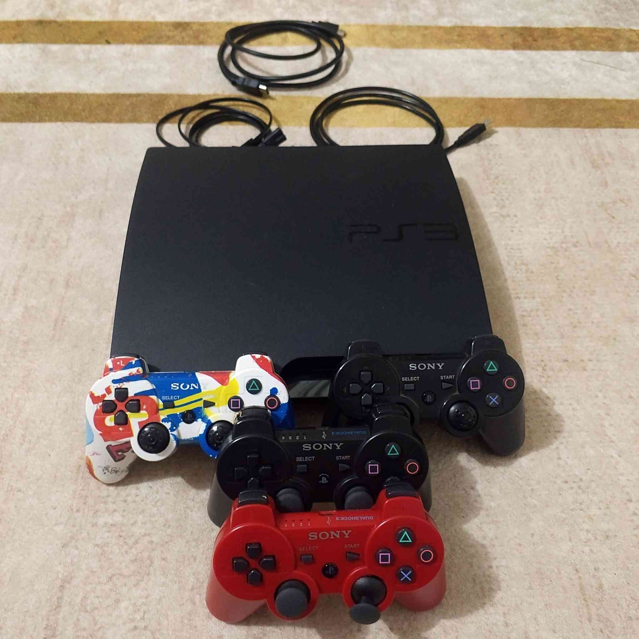 🎮 للبيع PS3 Slim مهكر
الجهاز شغال 100% وما بي أي مشكلة.

✅ مهكر

✅ 4 يدات 

✅ GTA V

✅ Minecraft

✅ God of War

✅ جميع الأسلاك موجودة

✅ جاهز للعب مباشرة

الجهاز نظيف ومجرب.

💰 السعر: 200 ألف دينار قابل للتفاوض بالمعقول.

للمهتم مراسلة خاص.


**إذا كنت صاحب هذا الإعلان وتريد حذفه لأي سبب، رجاءا أرسل رسالة إلى الدعم الفني**