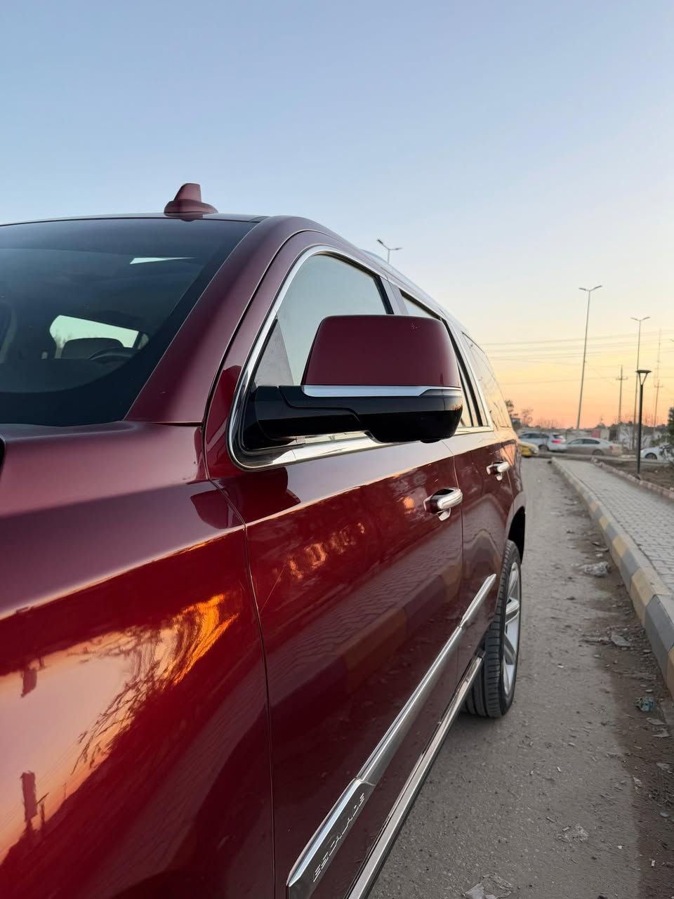 السلام عليكم
اللهم صلى على محمد وال محمد 
كاديلاك اسكاليد ٢٠١٦ luxury
السياره فول مواصفات عدا الجكات
السياره دخول جديد كتاب ضباط 
بدون ايرباك
داخل تو كلر كريمي وجوزي
كشنات منفصل 
كشنات تدفئه تبريد 
فتحه 
شاشه وسطيه 
السياره حادثهه كلش بسيط 
كسر بالايت الايسر ودعاميه نفسهه بيهه كسر مصلحه ومصبوغه
السياره مابيهه كل نقص وتخم تاير جديد 
السياره ماشيه ١٦٦ الف 
مكان السياره الديوانيه 
السعر ٣٥٠
رقمي ***********
