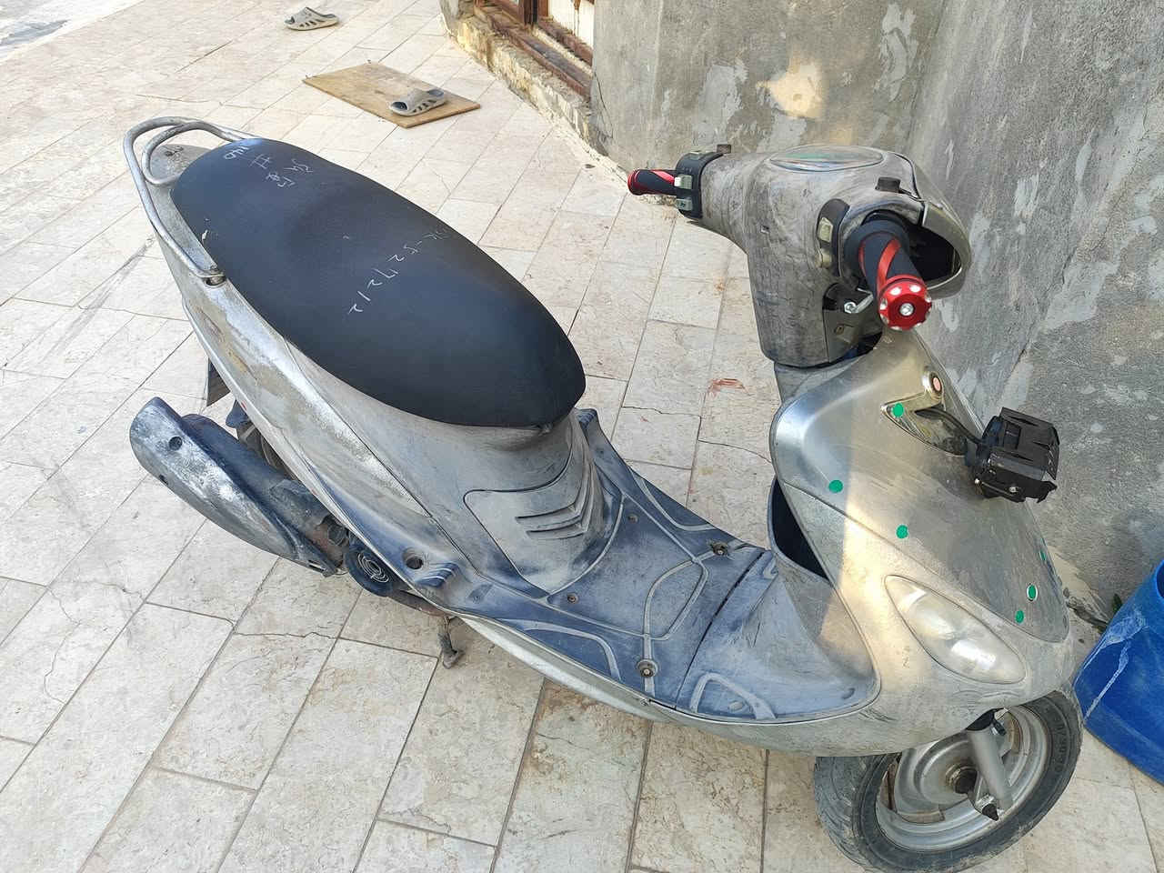 ماكس قجمه كلها بلاديه وكلشي شغال اشاير سلف لايت دراجه نكرة مكينته حلوه السعر 500
مكاني كرمة علي 
للتواصل ***********
